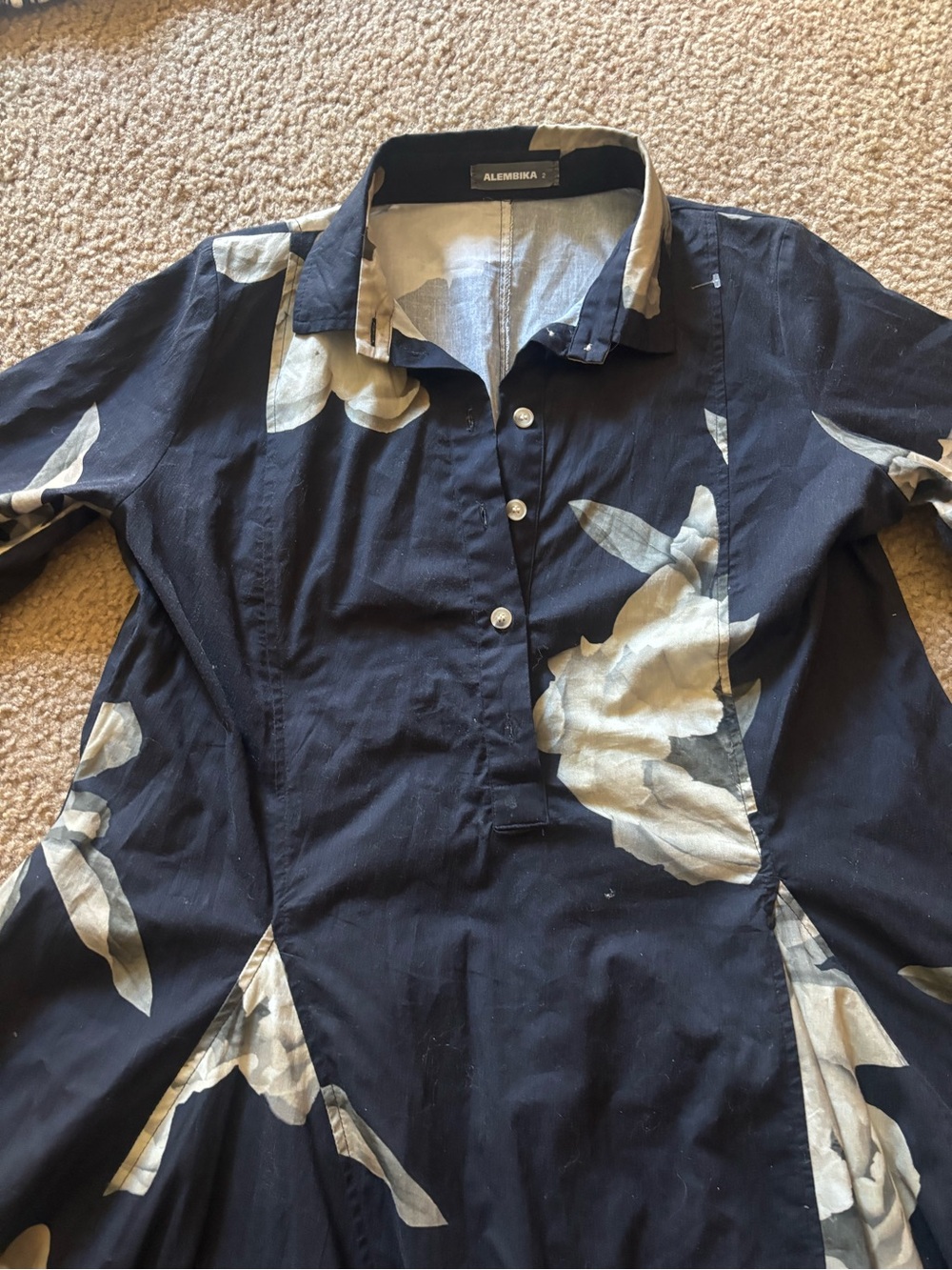 Alembika RENEE ASYMMETRICAL SHIRTDRESS, ROSES Size 2 - Picture 4 of 9